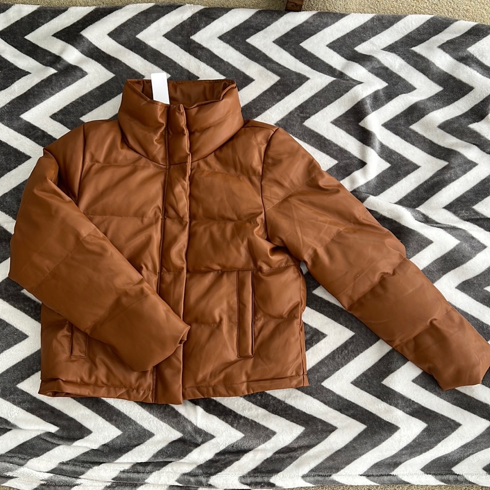 Chelsea DeBoer Puffer Jacket Cognac